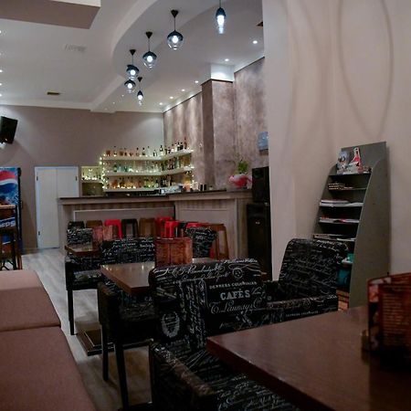 Loutrópolis Thermís Palataki Studios מראה חיצוני תמונה