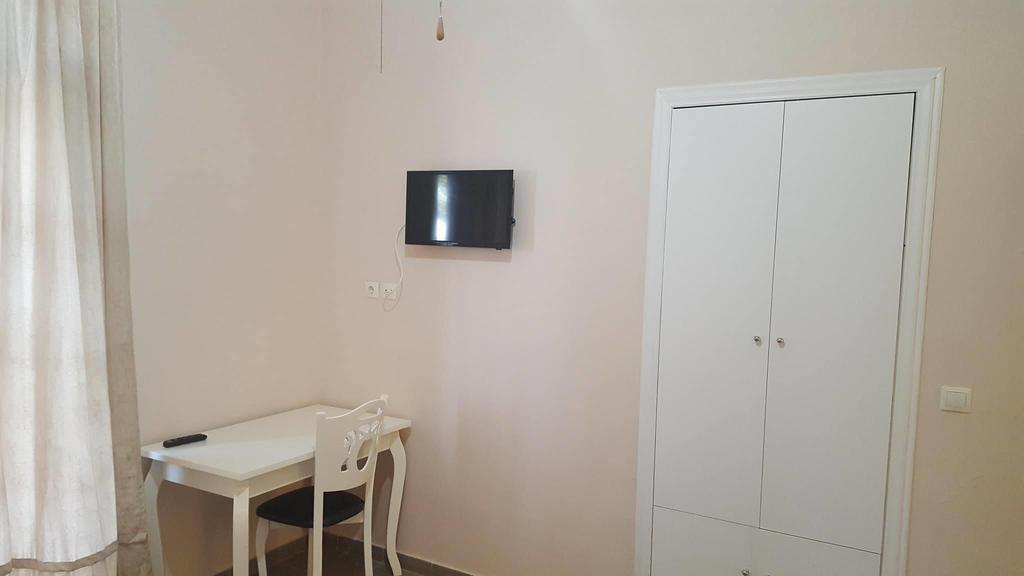 Loutrópolis Thermís Palataki Studios מראה חיצוני תמונה