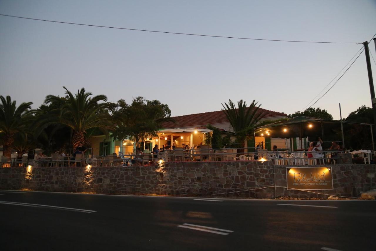 Loutrópolis Thermís Palataki Studios מראה חיצוני תמונה